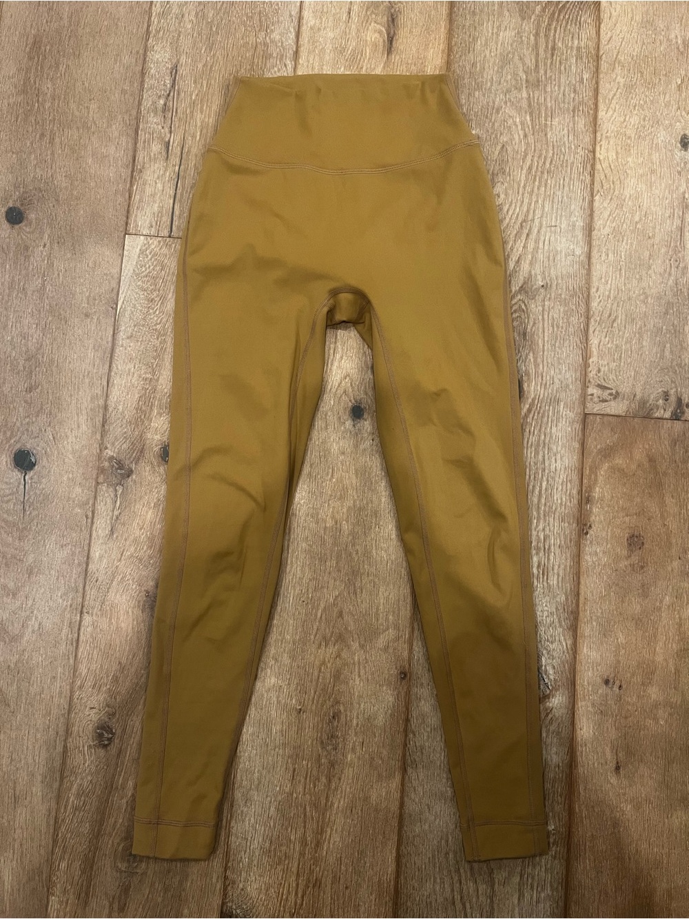 SET Active Luxform® Leggings in Mustard Brown